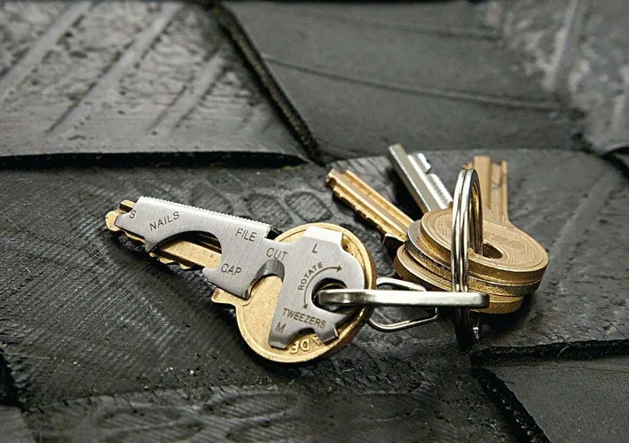 multitool-na-klucze-keytool-8w1-brelok-keytool-stan-nowy