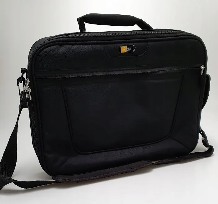 torba-case-logic-156-vnci215-stan-powystawowy