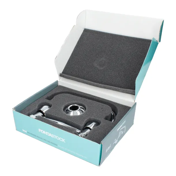 kitchen-tap-fontastock-cynk-stan-nowy