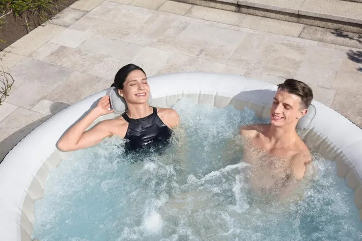 miekka-poduszka-do-jacuzzi-bestway-material-plastik