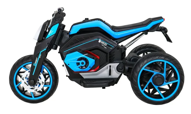 motor-future-motor-niebieski-bohater-brak