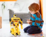 auto-robot-transformujacy-samochod-na-pilota-usb-material-plastik