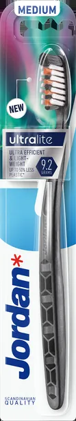 jordan-szczoteczka-ultralite-medium-waga-z-opakowaniem-0-15-kg