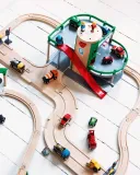 brio-parking-63320400-waga-z-opakowaniem-2-49-kg
