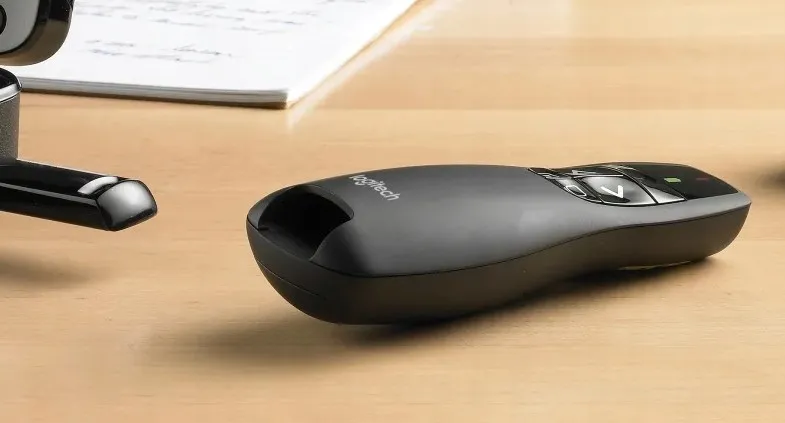 logitech-wireless-presenter-r400-stan-nowy