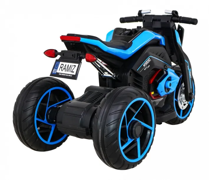 motor-future-motor-niebieski-stan-nowy-wiek-dziecka-brak-informacji