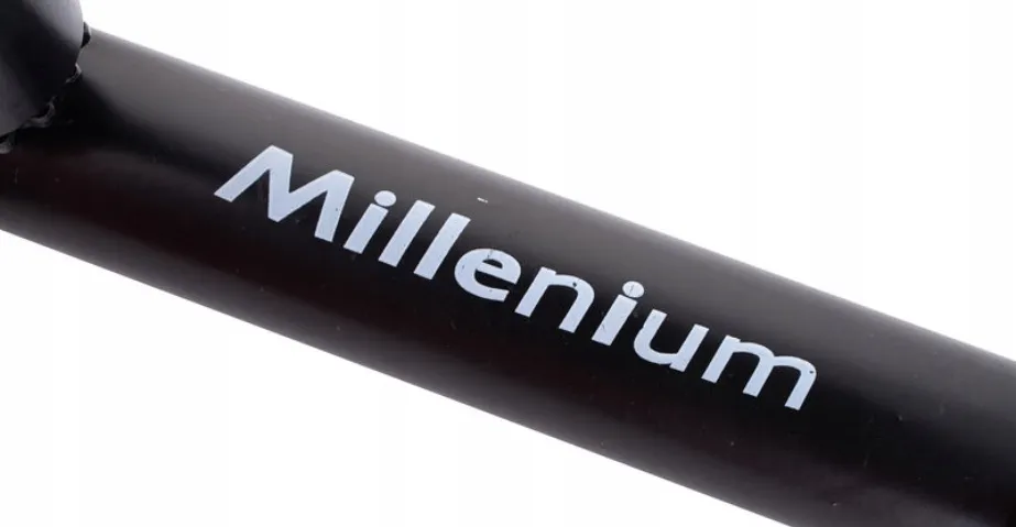 statyw-mikrofonowy-niski-biurkowy-do-stopy-centrali-basu-millenium-bd-100