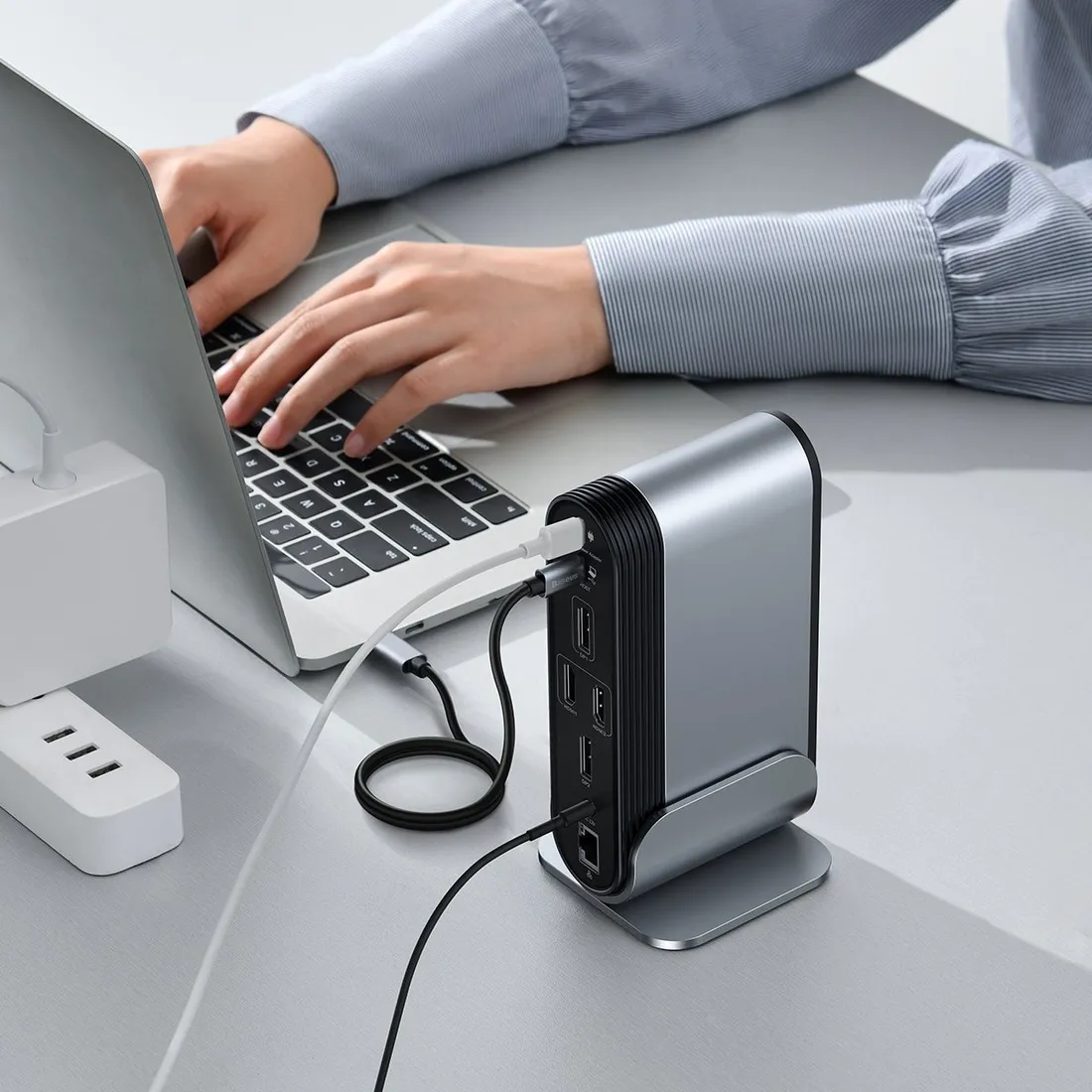 stacja-dokujaca-baseus-working-station-hub-usb-c-16w1
