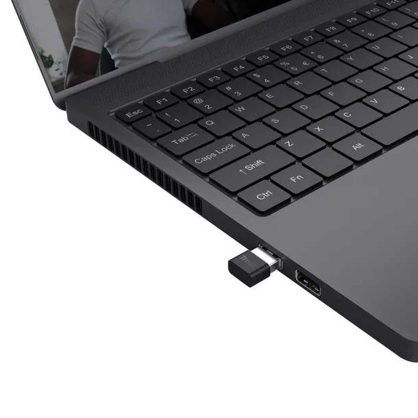 adapter-bluetooth-trust-myna-stan-nowy