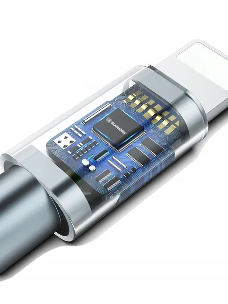 ladowarka-sieciowa-4usb-kabel-do-iphone-18m-torba-stan-nowy-waga-z-opakowaniem-0-3-kg
