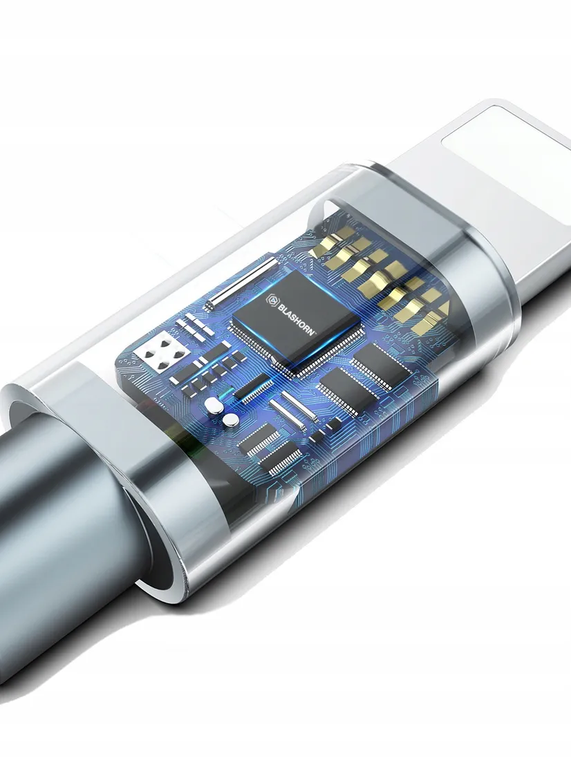ladowarka-sieciowa-4usb-kabel-do-iphone-18m-torba-stan-nowy