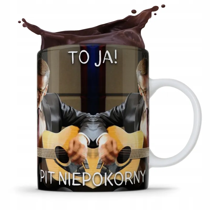 kubek-politycy-morawiecki-gitara-pis-to-ja-pit