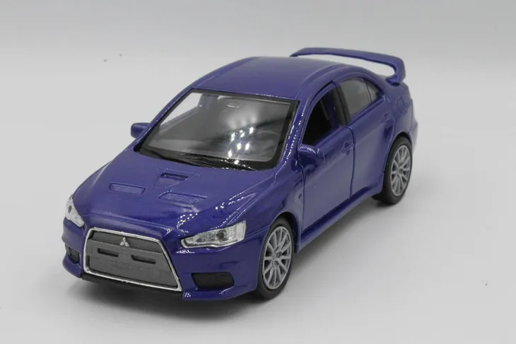 model-metalowy-welly-mitsubishi-lancer-evolution-x-material-inny