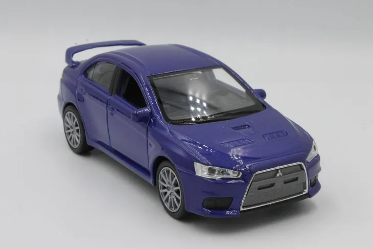 model-metalowy-welly-mitsubishi-lancer-evolution-x-wiek-dziecka-brak-informacji