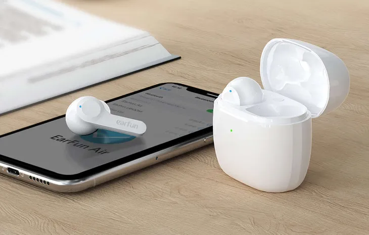 sluchawki-tws-earfun-air-biale-kod-producenta-tw200w
