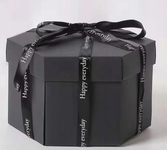 exploding-box-pudelko-niespodzianka-naszyjnik-rodzaj-kartki-okolicznosciowe