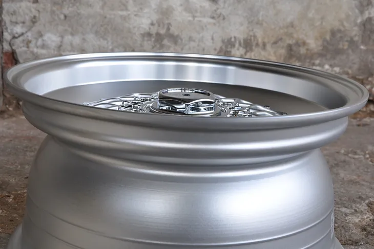 357-msh-felgi-18-5x120-bmw-3-5-e36-e46-e90-e91-f10-odsadzenie-et-28