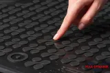 tesla-model-3-2017-dywaniki-guma-producent-rezaw-plast