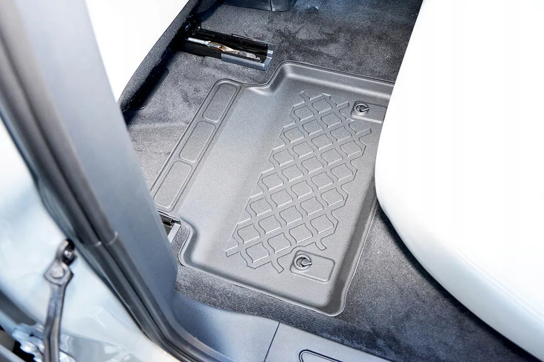 range-rover-evoque-suv-2019-dywaniki-do-auta
