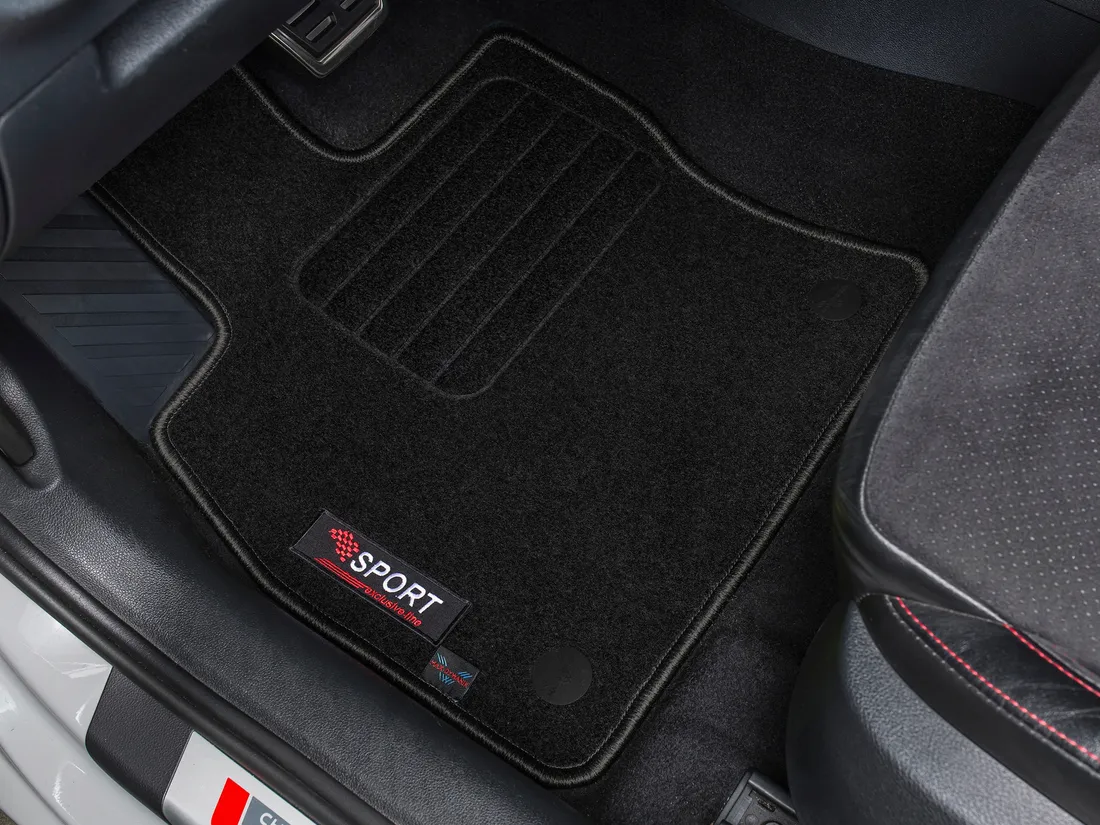 tesla-s-2012-dywaniki-samochodowe-stan-nowy