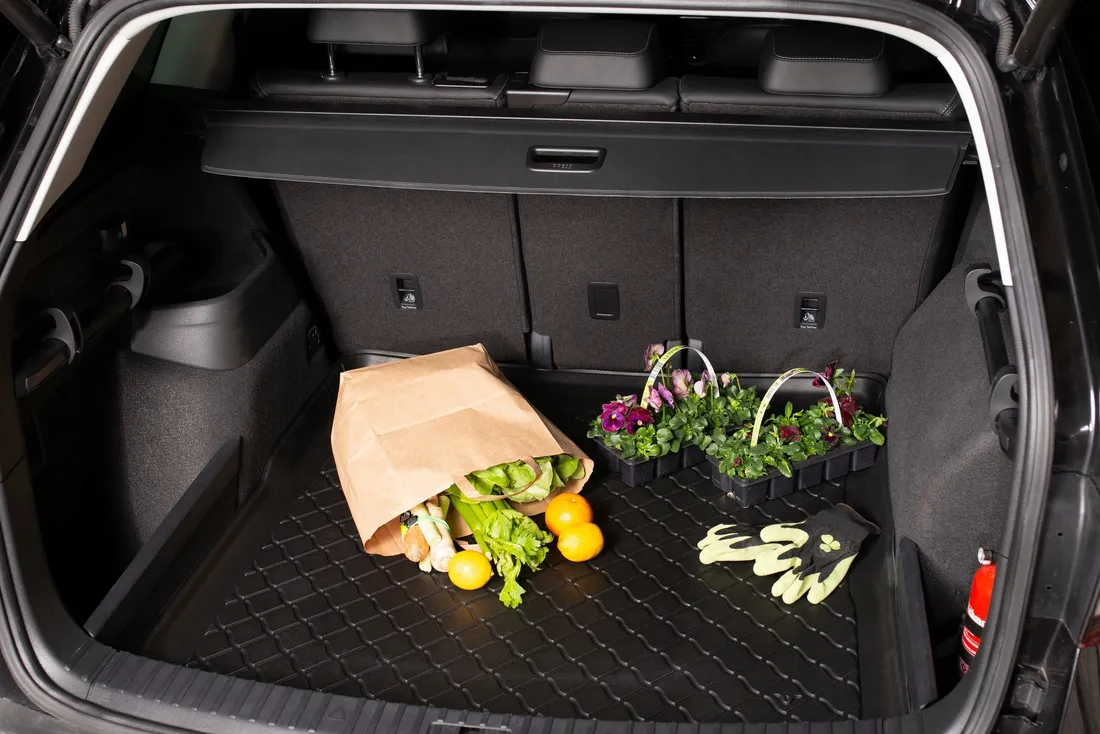 forester-iv-suv-5d-2013-wklad-do-kufra