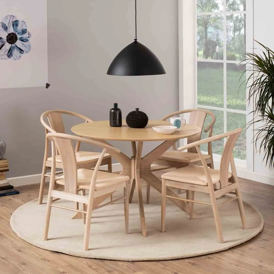 table-dining-act-belami-oak-r105