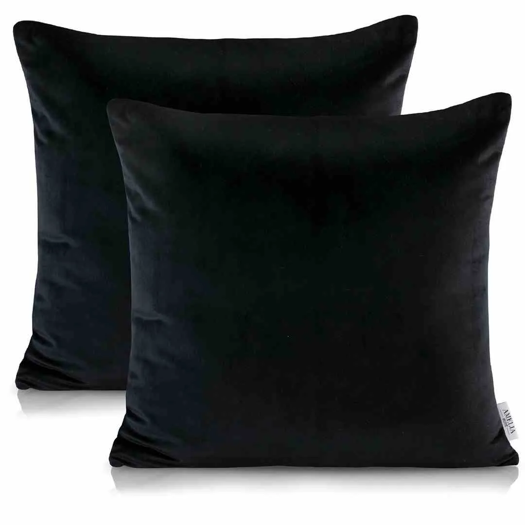 cus-ah-nancy-zebra-black-45x45-2