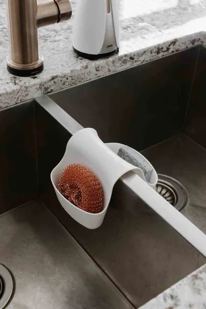 caddy-saddle-sink-white-stan-nowy