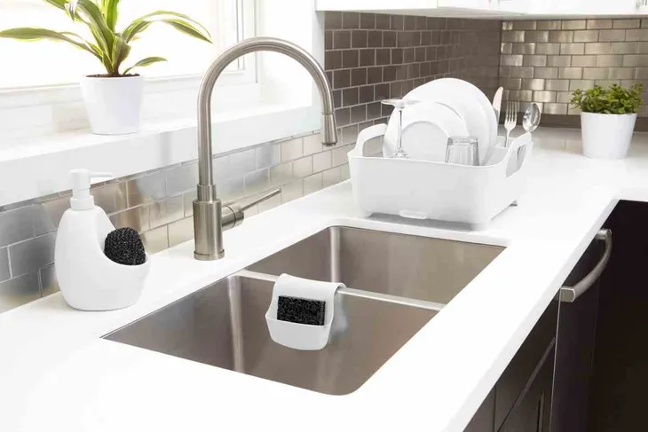 caddy-saddle-sink-white-stan-nowy