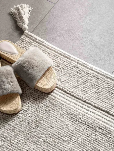 rug-benut-dust-lgrey-50x80-stan-nowy