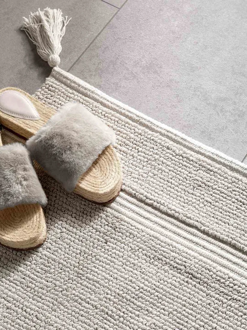 rug-benut-dust-lgrey-50x80