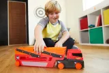 hot-wheels-transporter-do-przewozu-aut-bohater-hot-wheels