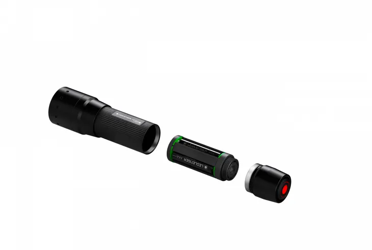 latarka-ledlenser-p7-core-450-lumenow-stan-nowy