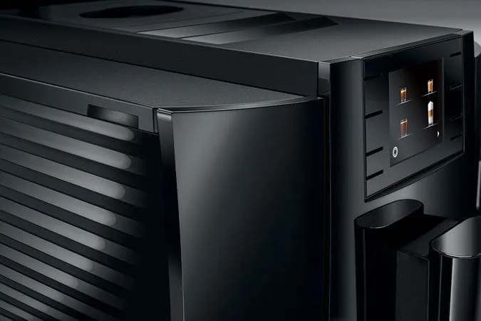jura-e8-piano-black-eb-wbudowany-mlynek-tak