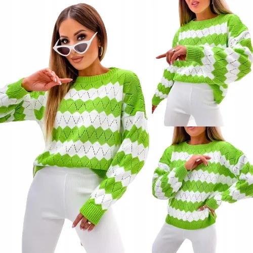 stylowy-sweter-w-paski