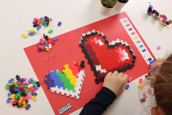 plus-plus-mini-puzzle-po-numerach-250-szt-2-serca-stan-nowy