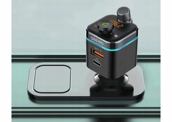 transmiter-fm-bluetooth-ladowarka-qc-4-0-pd-feegar-cechy-dodatkowe-czytnik-kart-pamieci-wbudowany-mikrofon-wyswietlacz