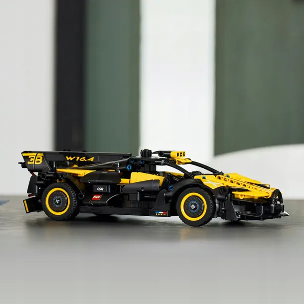 lego-technic-bugatti-bolide-42151-liczba-elementow-905