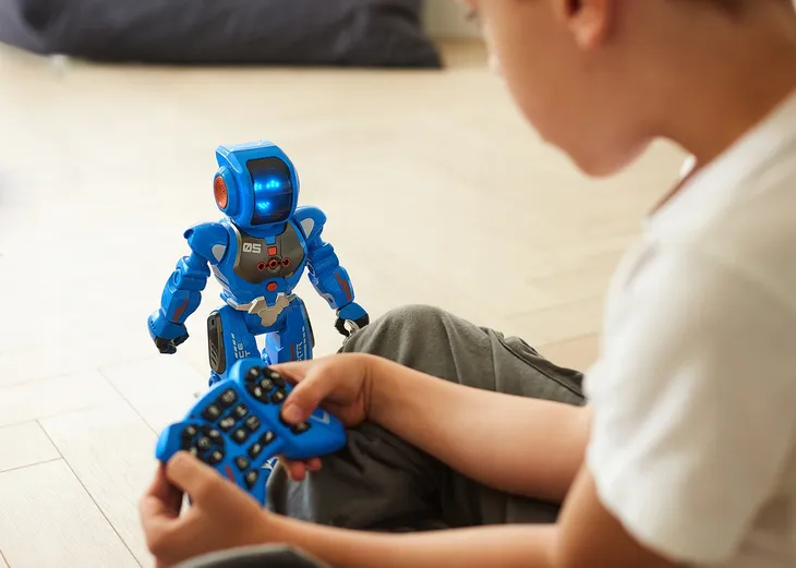 tm-toys-xtrem-bots-robot-interaktywny-space-bot-programowanie-funkcje-zdalne-sterowanie-mozliwosc-programowania