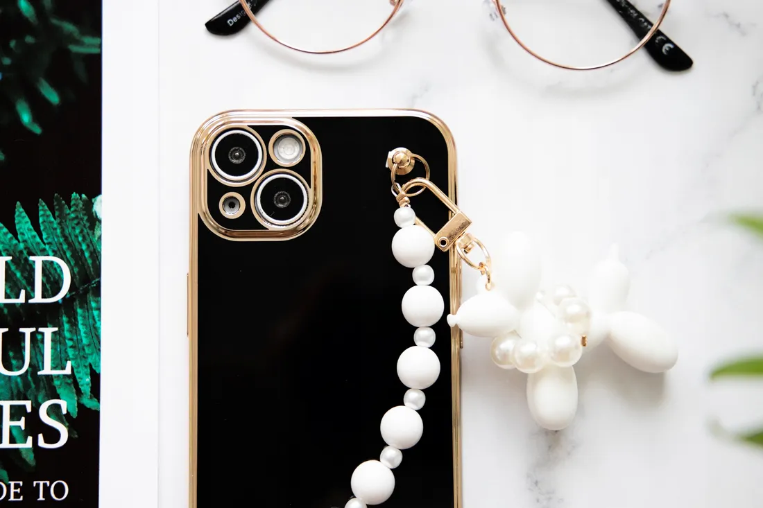 etui-joless-blink-do-iphone-12-mini-lancuszek
