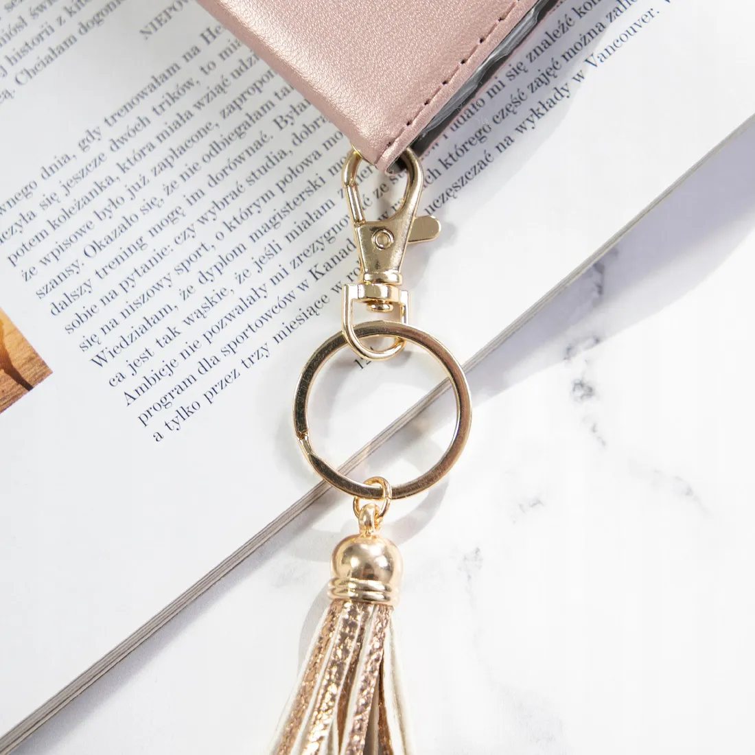 etui-magnet-klapka-do-samsung-m51-brelok-quick