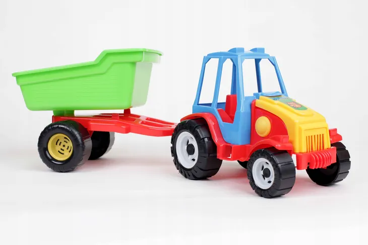 traktor-z-przyczepa-model-220-stan-nowy