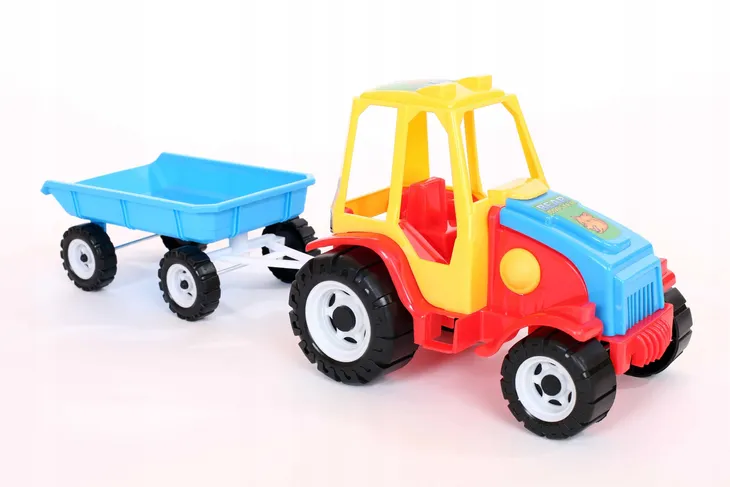 traktor-z-przyczepa-model-039-stan-nowy