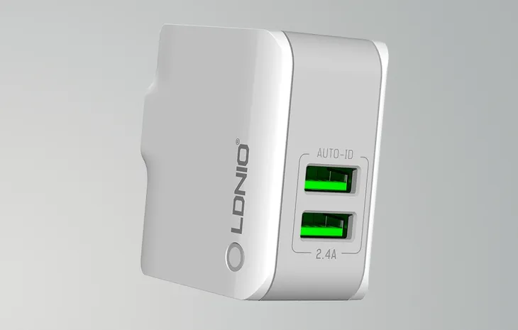 szybka-ladowarka-sieciowa-2xusb-kabel-usb-c-prad-wyjsciowy-2400-ma