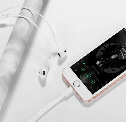 oryginalne-sluchawki-apple-iphone-11-12-pro-max-wysokosc-produktu-5-cm