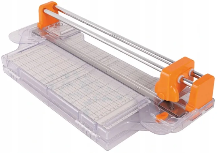 fiskars-gilotyna-do-papieru-procision-stan-nowy