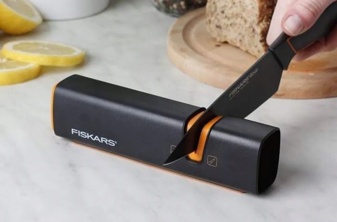 fiskars-ostrzalka-do-nozy-edge