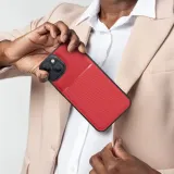 futeral-noble-do-iphone-12-czerwony-typ-inny