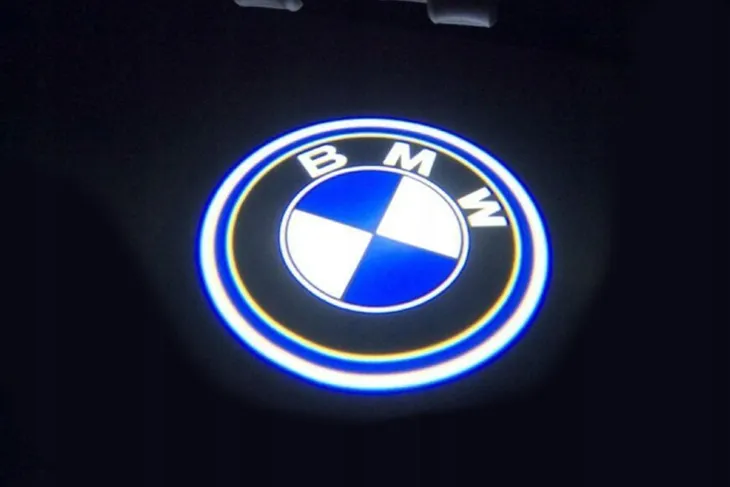 bmw-e30-e34-e36-e39-e46-projektor-led-logo-drzwi-stan-nowy
