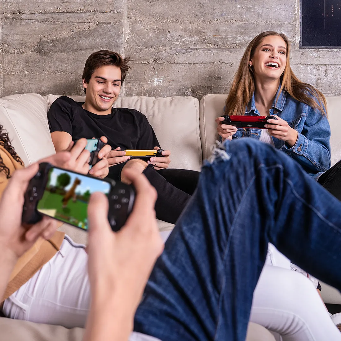 backbone-one-xbox-standard-kontroler-do-iphone